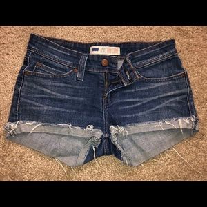 Levi’s shorts